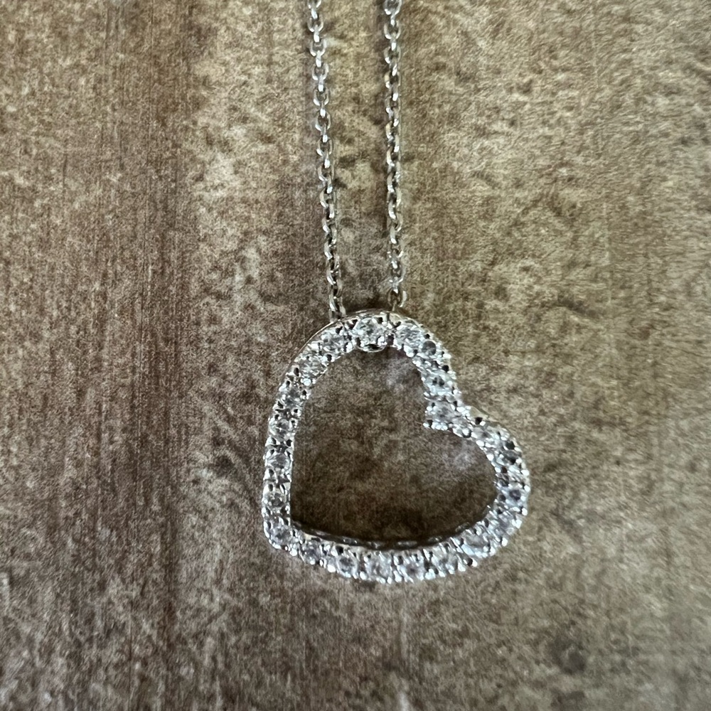 925 Silver Rhinestone Heart Necklace